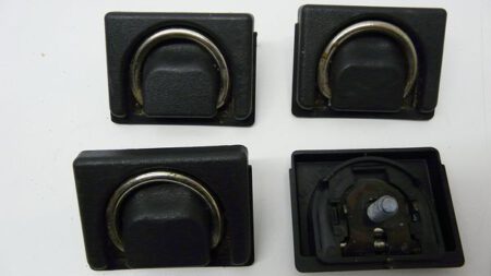 Laadruimte haken vloer ringen bevestiging A2108490179 2108490179 S210 W210 Combi