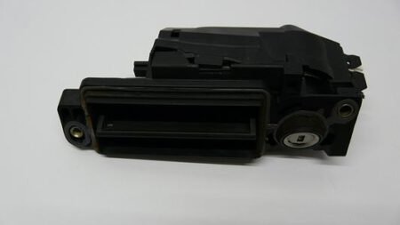 A2037500093 2037500093 A2037500693 2037500693  W203 W209 W211 Kofferdeksel slot greep