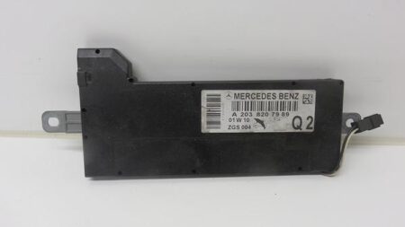 A2038207989 2038207989 W203 > S203 Combi Antenne versterker
