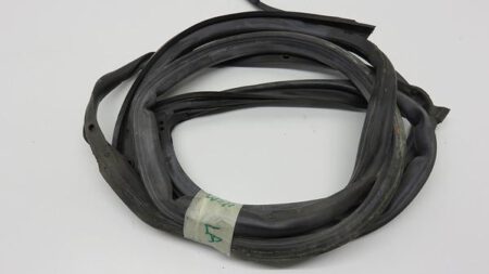 A2117300378 2117300378 W211 S211 Combi Deurrubber rubber links achter