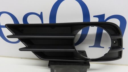 A2518851153 2518851153 A2518851253 2518851253 W251 AMG R-klasse Bumper rooster voor links mistlamp