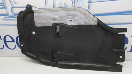 A2465201523 2465201523 W246 B-Klasse Bodemplaat trekhaak vervanging