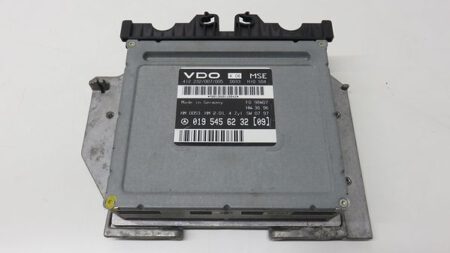 A0195456232 0195456232 W208 CLK ECU Computer 200