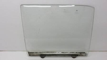 A1157302318 1157302318 W115 Strich 8 Zijruit links achter ruit