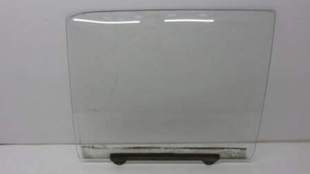 A1157302418 1157302418 W115 Strich 8 Rechts achter zijruit ruit