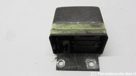 A0011546806 0011546806 W108 W109 W110 W113 W114 W115 Dynamo Spanningsregelaar relais