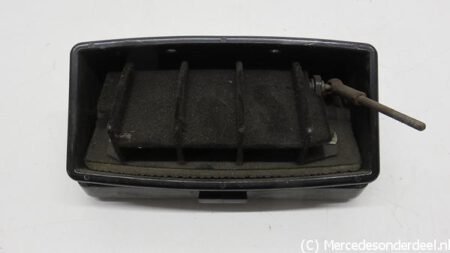 A1148300024 1148300024 W114 W115 Verwarmingshuis klep tussenstuk verwarming klep