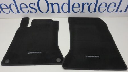 A2426802000 2426802000 9J57 A2426803500 2426803500 9J57 W242 B-klasse Matten set zwart velours
