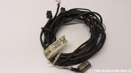 W114 Coupe CE Kabelboom achter type 2