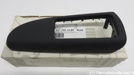 A2217301689 9E38 2217301689 W221 S-klasse Deurgreep rechts achter binnen deurpaneel