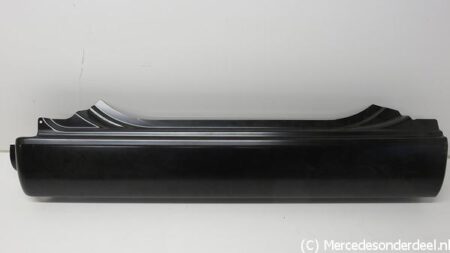 A9066374519 9066374519 W906 W907 Beplating Dakstijl boven rechts