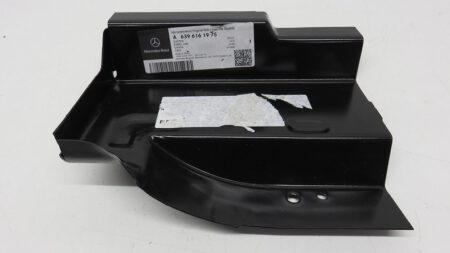 A6396161975 6396161975 W639 Vito W447 W639 Bodem plaatwerk kast rechts voor