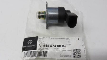 A6460740084 6460740084 OM646 OM647 OM648 W204 W211 Brandstofpomp klep regelklep