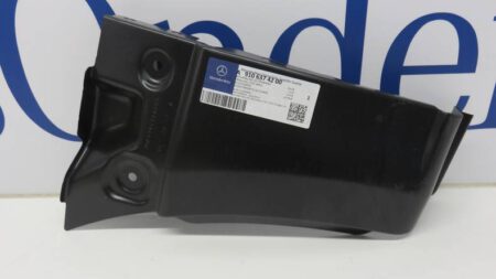 A9106374200 9106374200 W907 W910 Sprinter Beplating rechts onder