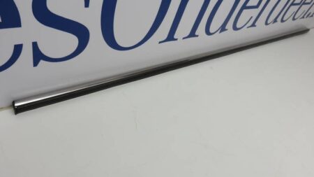 A1086980180 1086980018 W108 Sierlijst links achter chassis