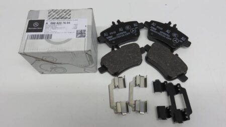 A0004207604 0004207604 A0084202320 0084202320  W117 Remblokken set achter remblok