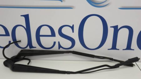 A0018205444 0018205444 A0018205544 0018205544 W639 Vito Viano Ruitenwisser armen set arm