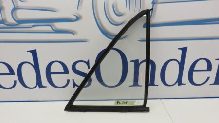 A1087350209 1087350209 A1087350424 1087350424 W108 W109 Zij ruit achterdeur rechts met rubber