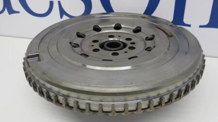 A2820302700 2820302700 M282 Dubbelmassa vliegwiel W118 W177 W247