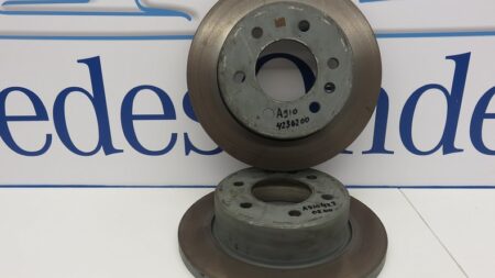 A9104230200 07 9104230200 W907 W910 Sprinter Remschijf remschijven set achter