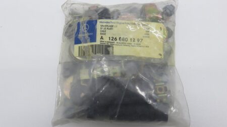 A1268801297 1268801297 W126 C126 Voorbumper reparatie set montage bouten moeren NOS
