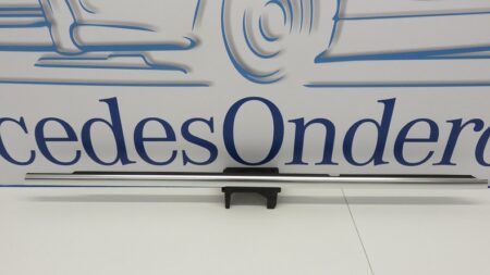 A1777250300 1777250300 W177 Sierlijst links voor buiten