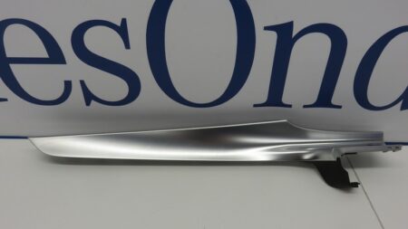 A2056800171 2056800171 A2056804471 2056804471 W205 W253 Sierlijst dashboard rechts