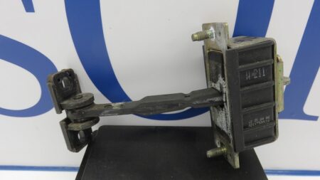 A2117300116 2117300116 W211 S211 Deurvanger Links/Rechts achter