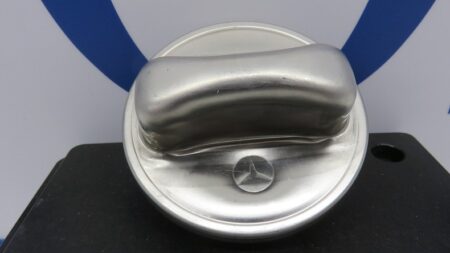 A1244700005 1244700005 W107 W108 W110 W114 W115 W123 W124 R129 W126 W201 309 670 Tankdop NOS