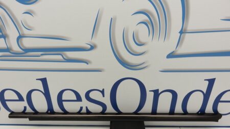A2116900380 2116900380  S211 Combi sierlijst raamsnor buitenzijde links voor