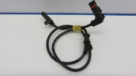 A2049052905 2049052905 W204 S204 ABS Sensor links/rechts voor