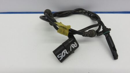 A2059058003 2059058003 W205 S205 ABS Sensor Rechts voor