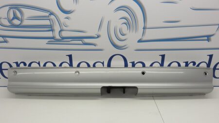 A6398851525 97744 6398851525 A2125420018 2125420018 W639 Vito Viano Facelift achterbumper bumper midden stuk PDC sensoren