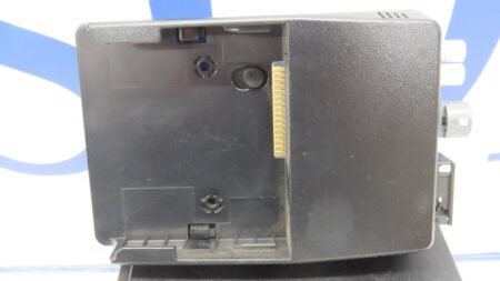A1728100011 1728100011 W117 W156 W246 W176 Becker navigatie module houder