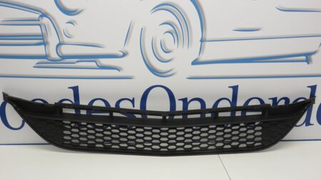A1778859100 1778859100 W118 W177 W247 Voorbumper midden onder rooster AMG styling