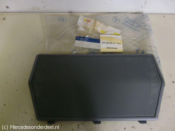 A2028200012 2028200012 Speaker rooster hoedenplank grijs
