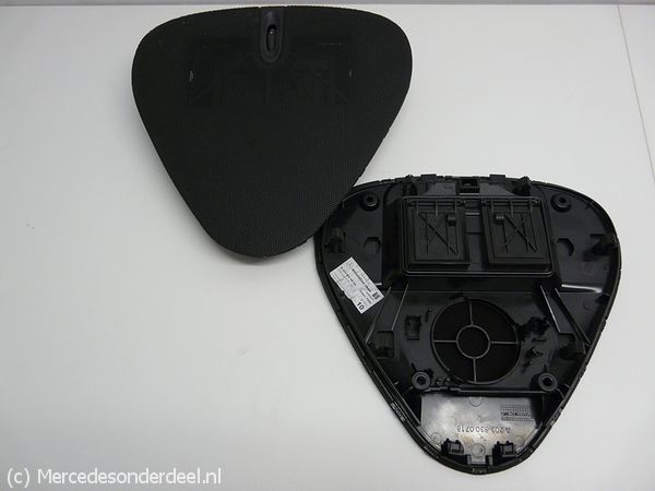 A2038300718 A2038300854  Dashboard luchtrooster kap